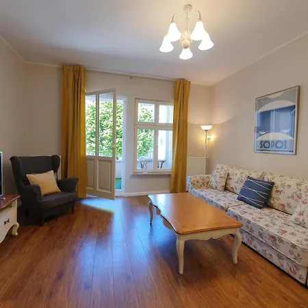 Na Monte Cassino 42 Apartment *