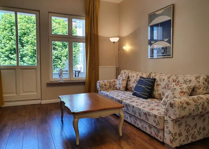 Na Monte Cassino 42 *